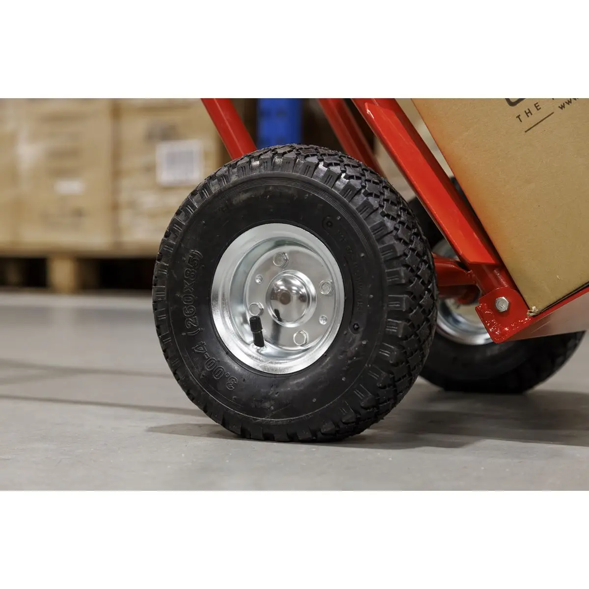 Sealey Folding Sack Truck with Pneumatic Tyres 200kg Capacity - Image 5