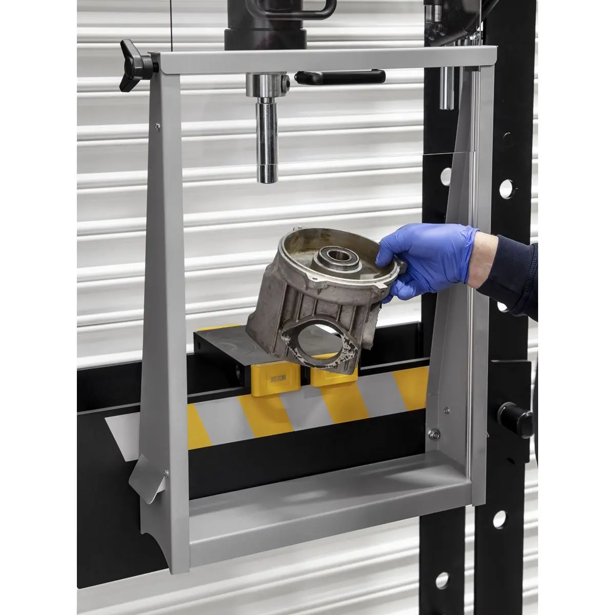 Sealey Safety Guard for PPF301S - Image 6