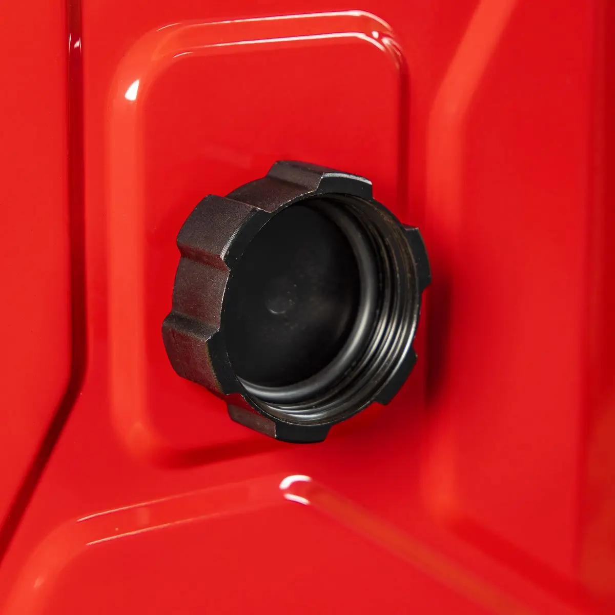 Sealey Screw Cap Metal Jerry Can 20L - Red - Image 7