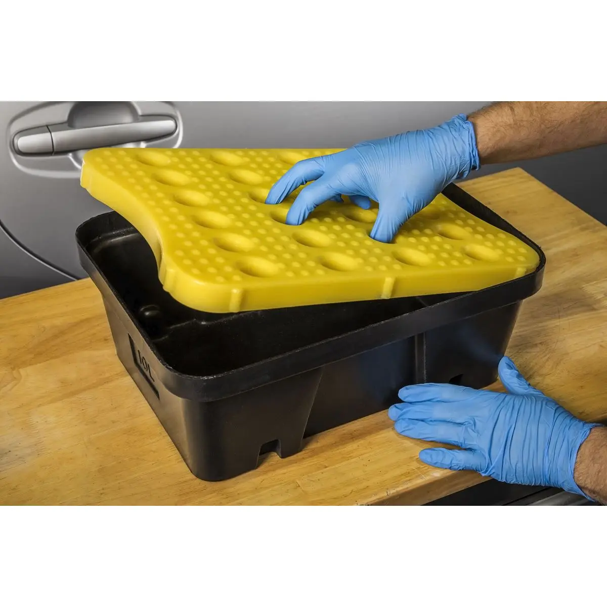 Sealey Spill Tray with Platform 10L - Image 7