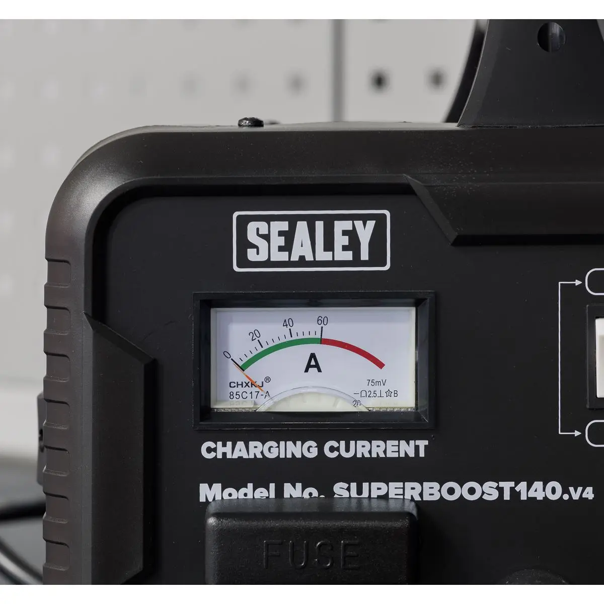 Sealey Starter/Charger 140/21A 12/24V 230V - Image 4