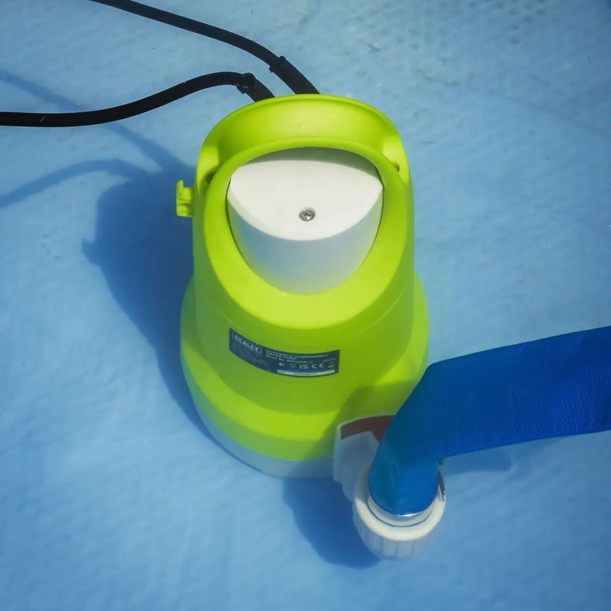 Sealey Submersible Water Pump Automatic 208L/min 230V - Image 10