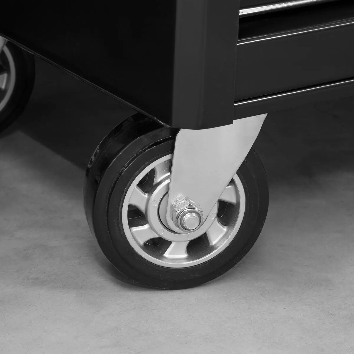 Sealey Superline Pro Rollcab 13 Drawer with Ball-Bearing Slides - Black - Image 7