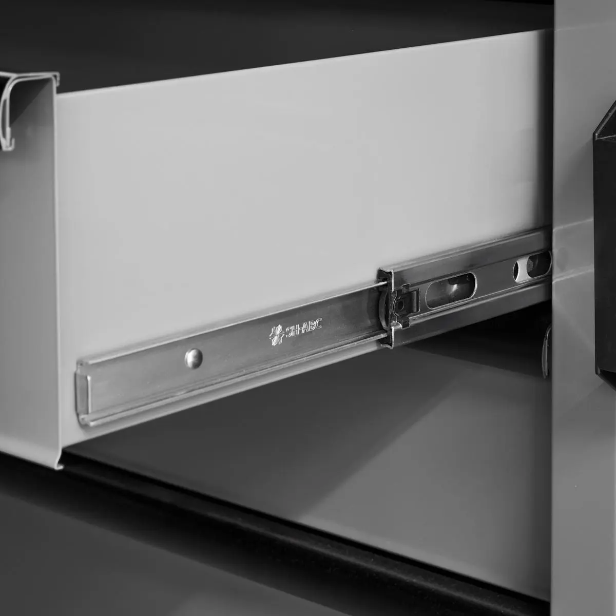 Sealey Superline Pro Superline PRO® Black Edition Storage System with Rubber Wood Worktop 2.04m - Image 13
