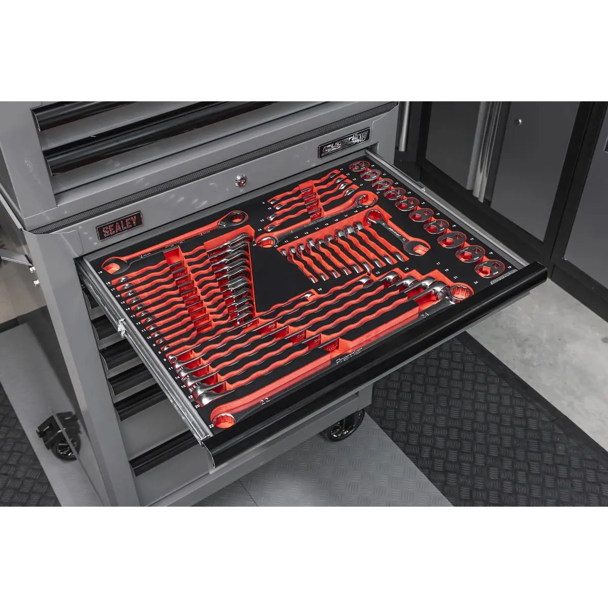 Sealey Superline Pro Superline PRO® Tool Chest Combination 14 Drawer with 446pc Tool Kit - Grey - Image 6