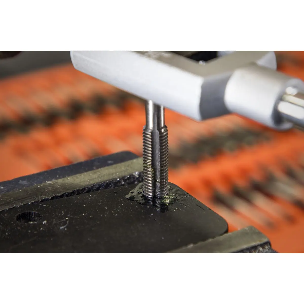 Sealey Tap & Die Set 110pc Metric - Image 4