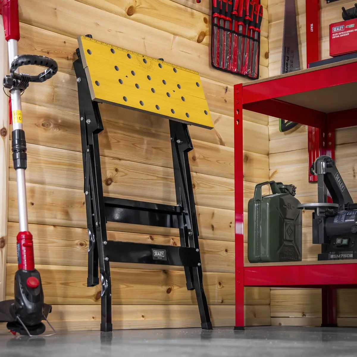 Sealey Tilt & Clamp Folding Workbench - Image 6