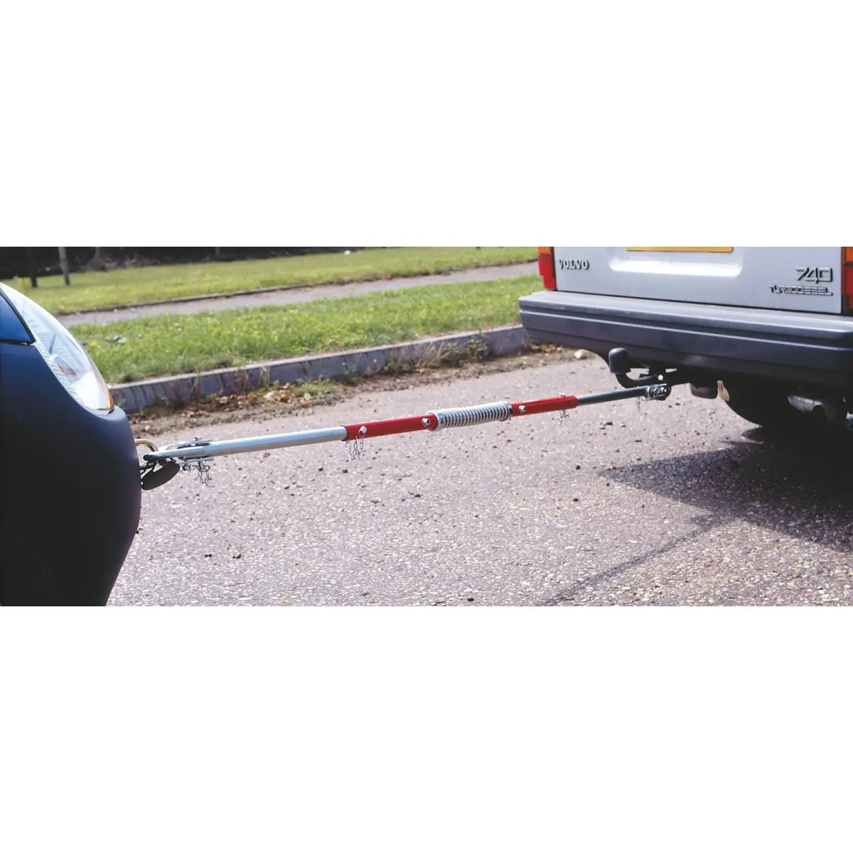 Sealey Tow Pole 2000kg Rolling Load Capacity with Shock Spring - Image 4
