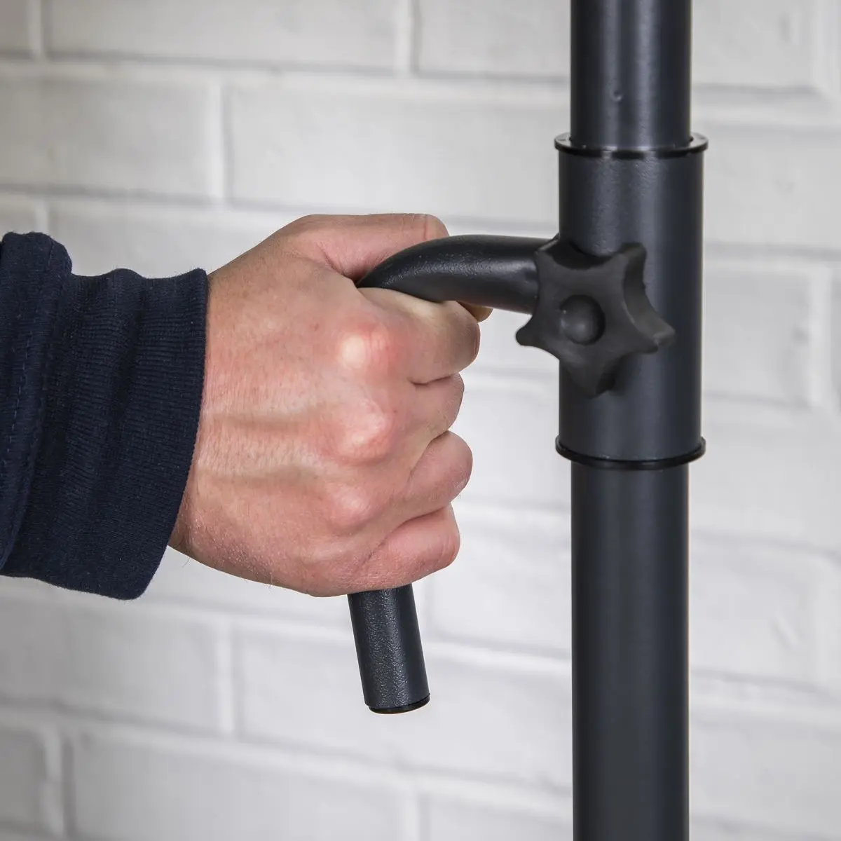 Sealey Tripod Stand for IR Heaters - Image 8