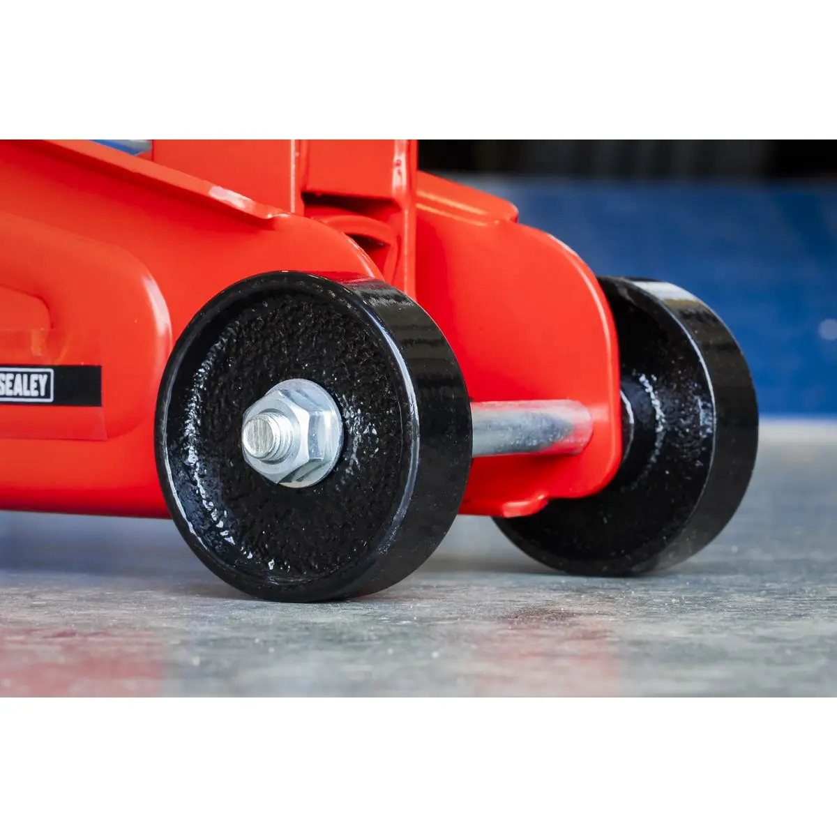 Sealey Short Chassis Trolley Jack 1.5 Tonne - Image 6
