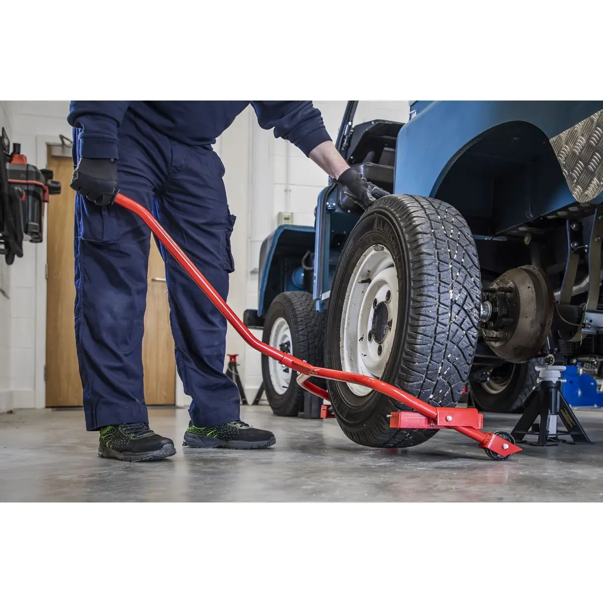Sealey Tyre & Wheel Handling Dolly - 127kg Capacity - Image 7