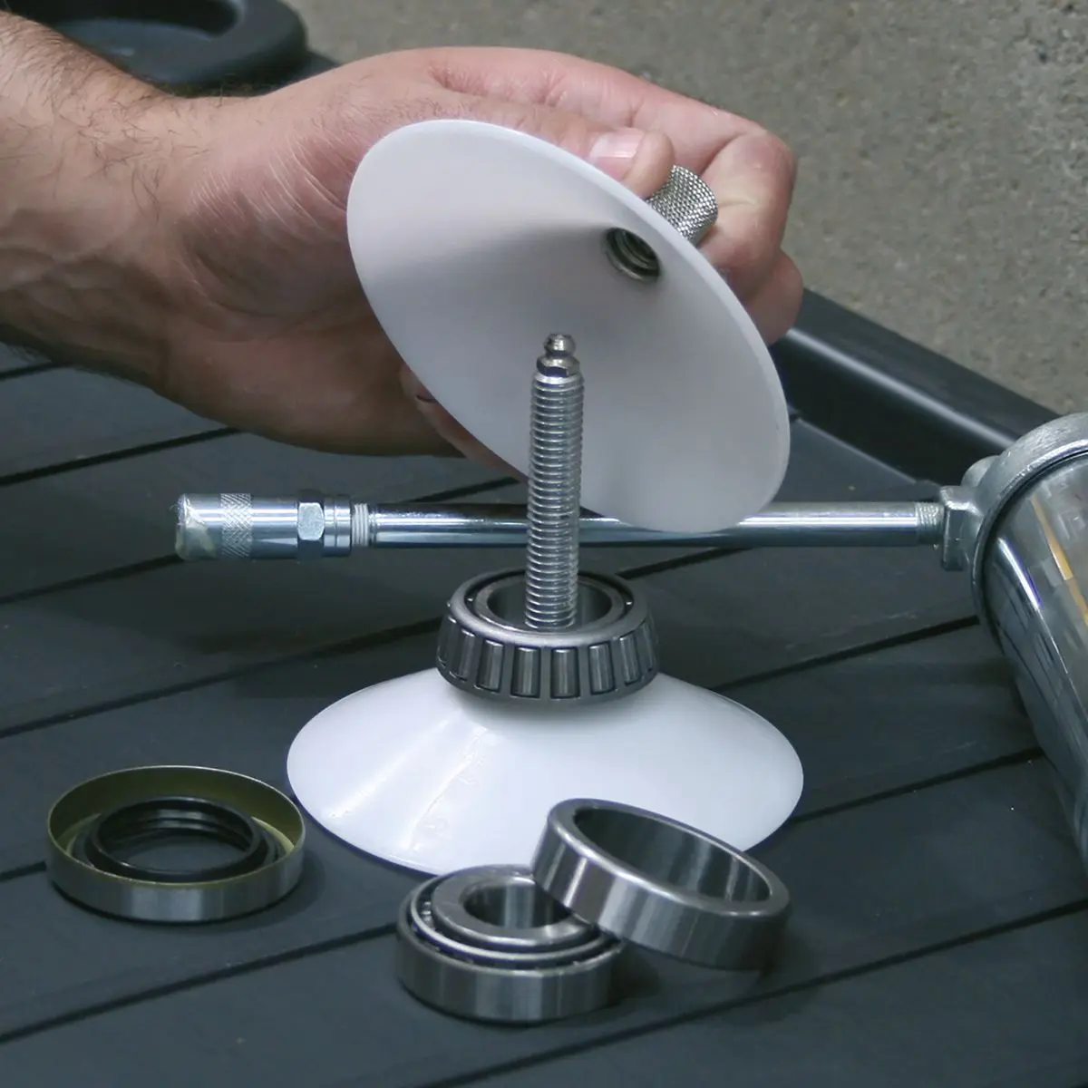 Sealey Universal Bearing Packer - Image 2