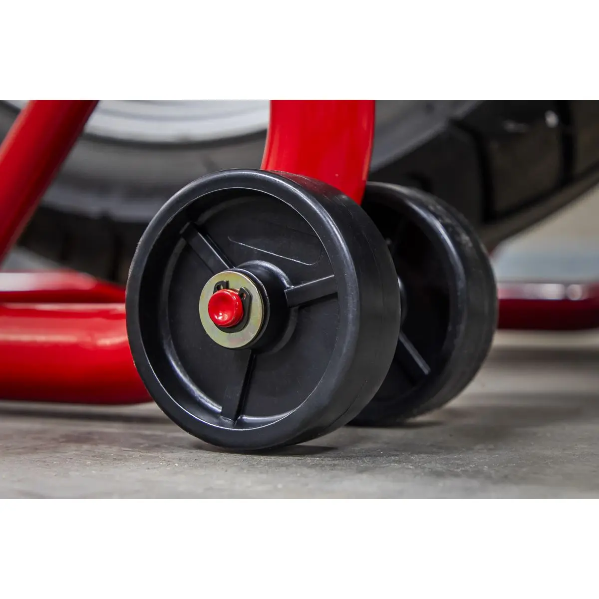 Sealey Universal Rear Paddock Stand with Rubber Supports - Image 4