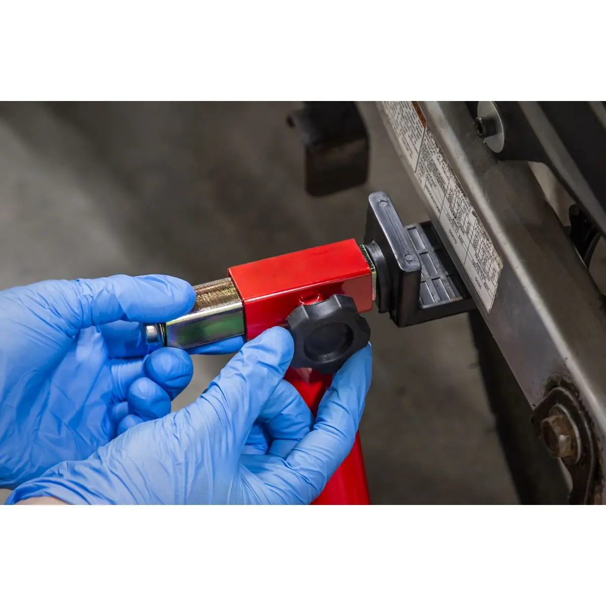 Sealey Universal Rear Paddock Stand with Rubber Supports - Image 8