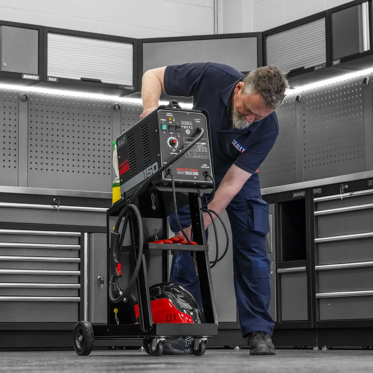 Sealey Universal Trolley for Portable MIG Welders - Image 6