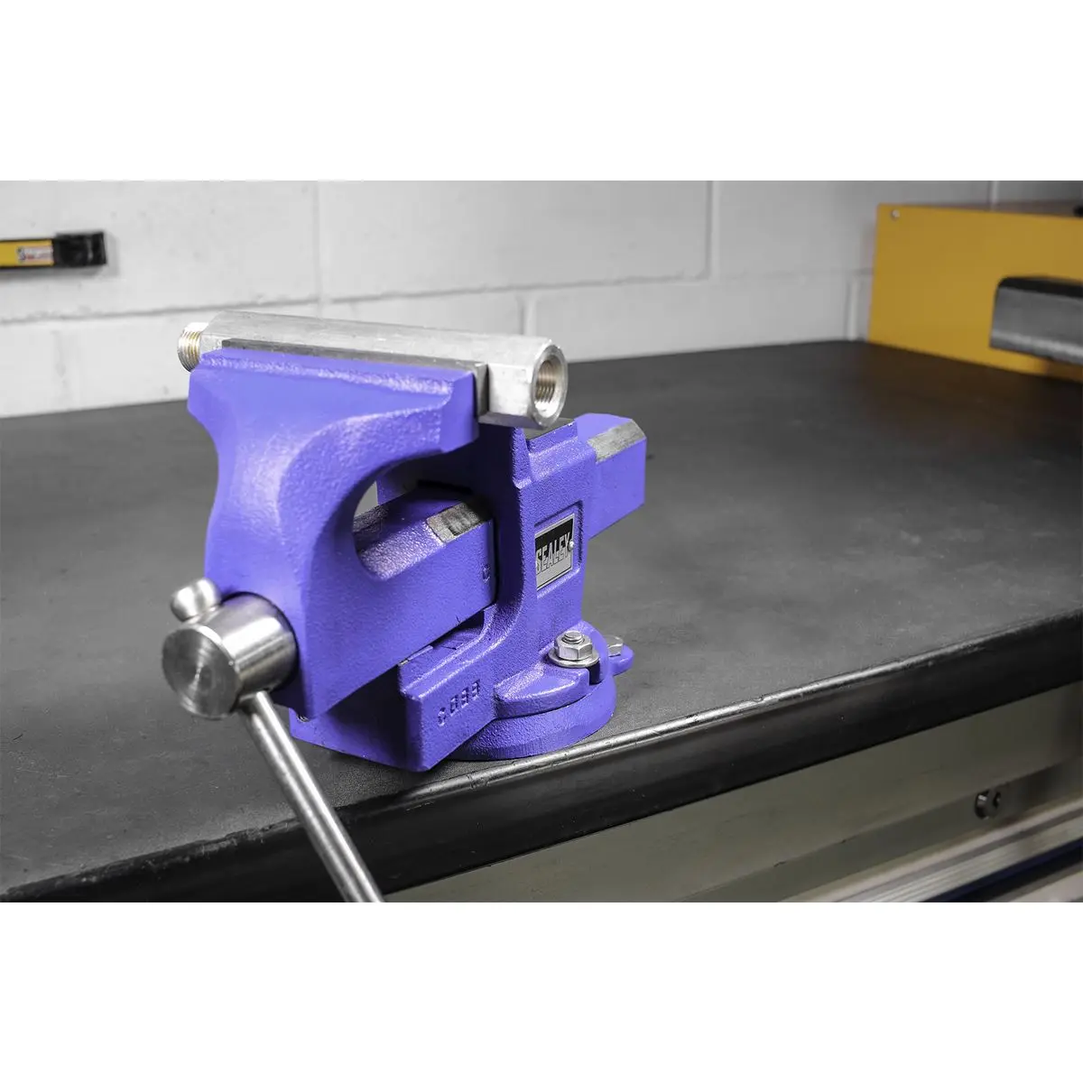 Sealey Vice 100mm Quick Action Swivel Base SG Iron - Image 7