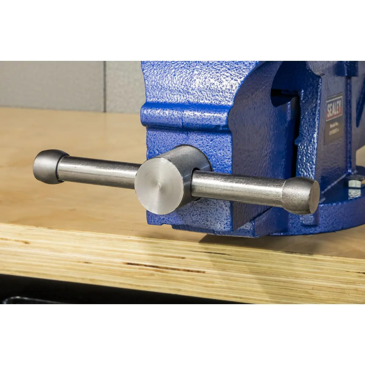 Sealey Vice 125mm Heavy Duty Fixed Base Professional Cast Iron Body - Image 5