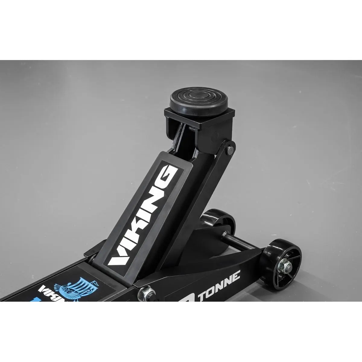Sealey Viking Professional Long Reach Air/Manual Operation Trolley Jack with Rocket Lift 10 Tonne - Image 7