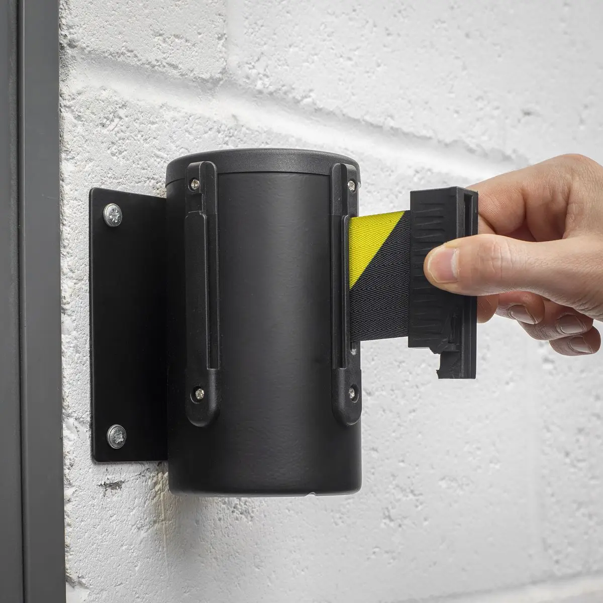 Sealey Wall Mounting Retractable Belt Barrier - Image 7