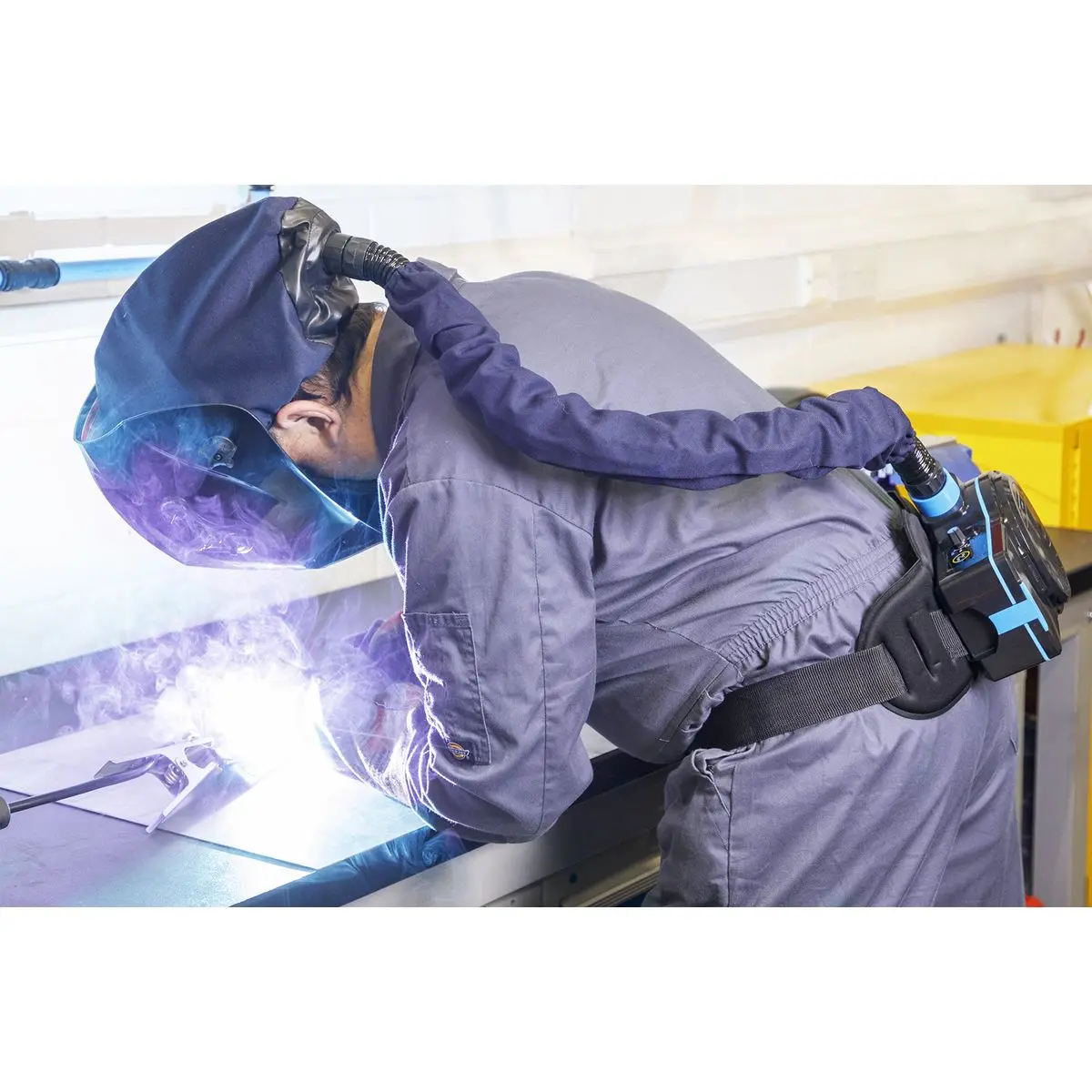 Sealey Welding Helmet with TH1 Powered Air Purifying Respirator (PAPR) Auto Darkening - Image 5