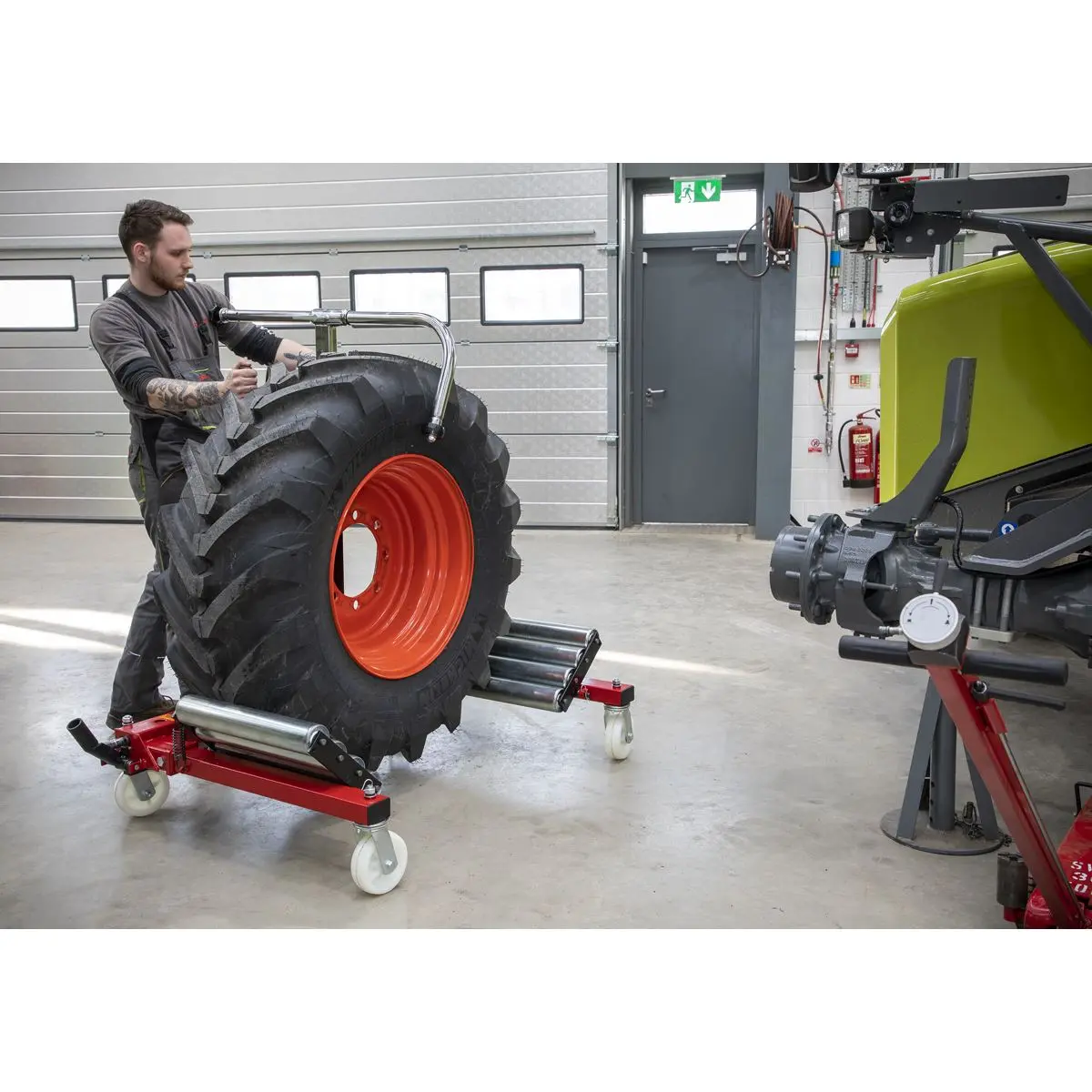Sealey Wheel Removal Trolley 1500kg Capacity - Image 8