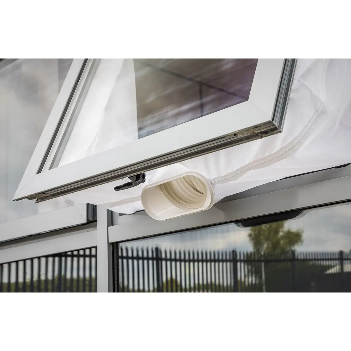 Sealey Window Sealing Kit for Air Conditioner Ducting - Image 3