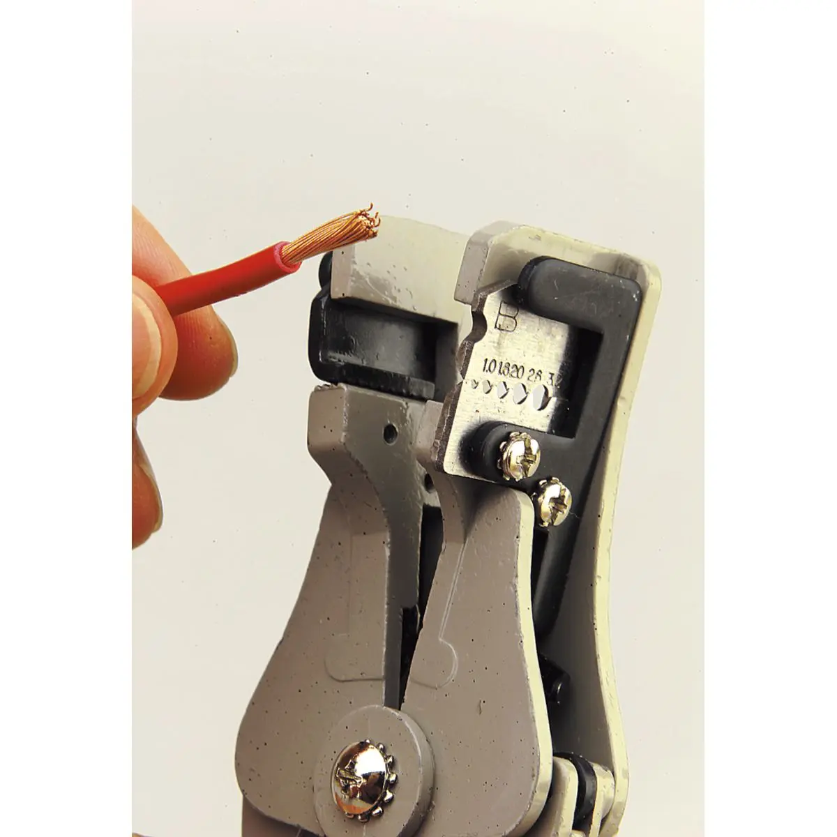 Sealey Wire Stripping Tool Automatic - Image 2