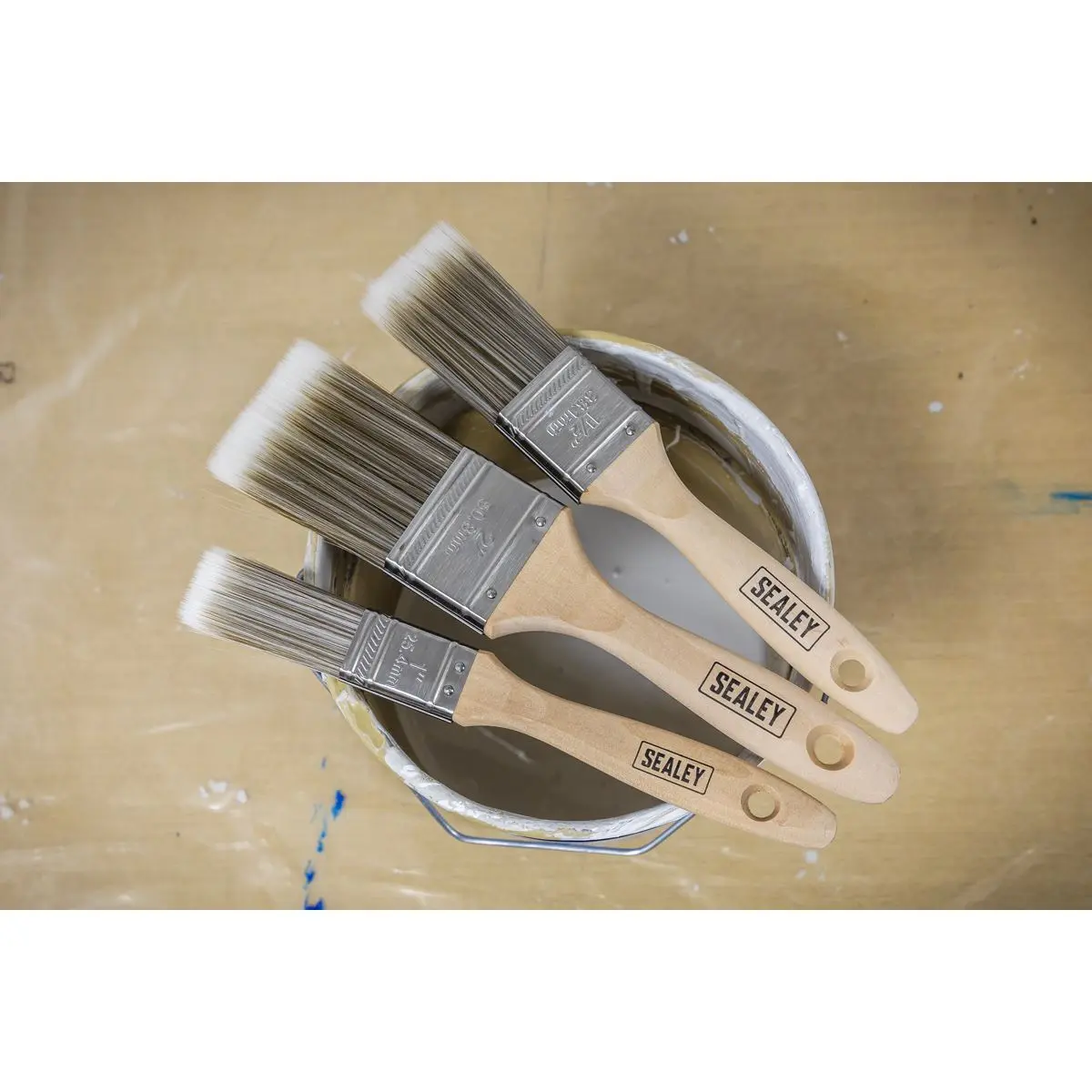 Sealey Wooden Handle Paint Brush Set 3pc - Image 3
