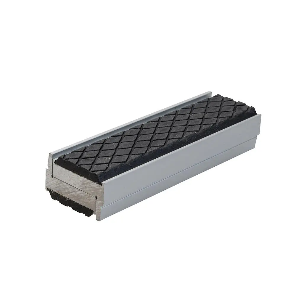Silverline 100mm Soft Grip Vice Jaws Rubber Magnetic Base Workshop - Image 2