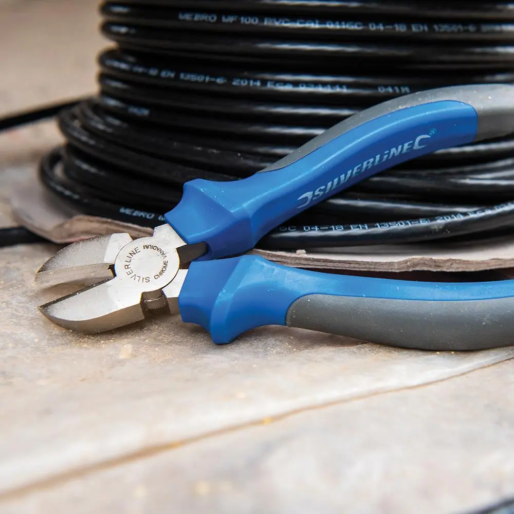 Silverline Expert Side Cutting Pliers 150mm 394977 - Image 2