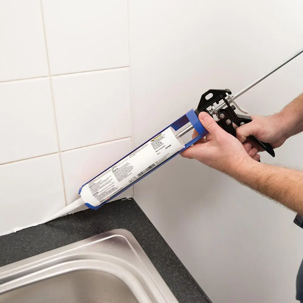 Silverline Rotating Caulking Guns 300ml Or 400ml - Image 10