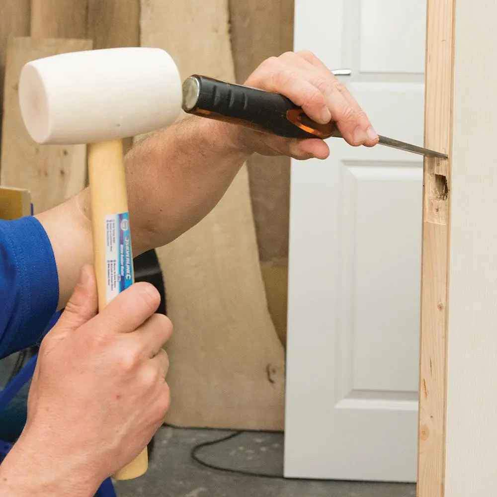 Silverline White Rubber Mallet Hammer with Hardwood Shaft - Image 6