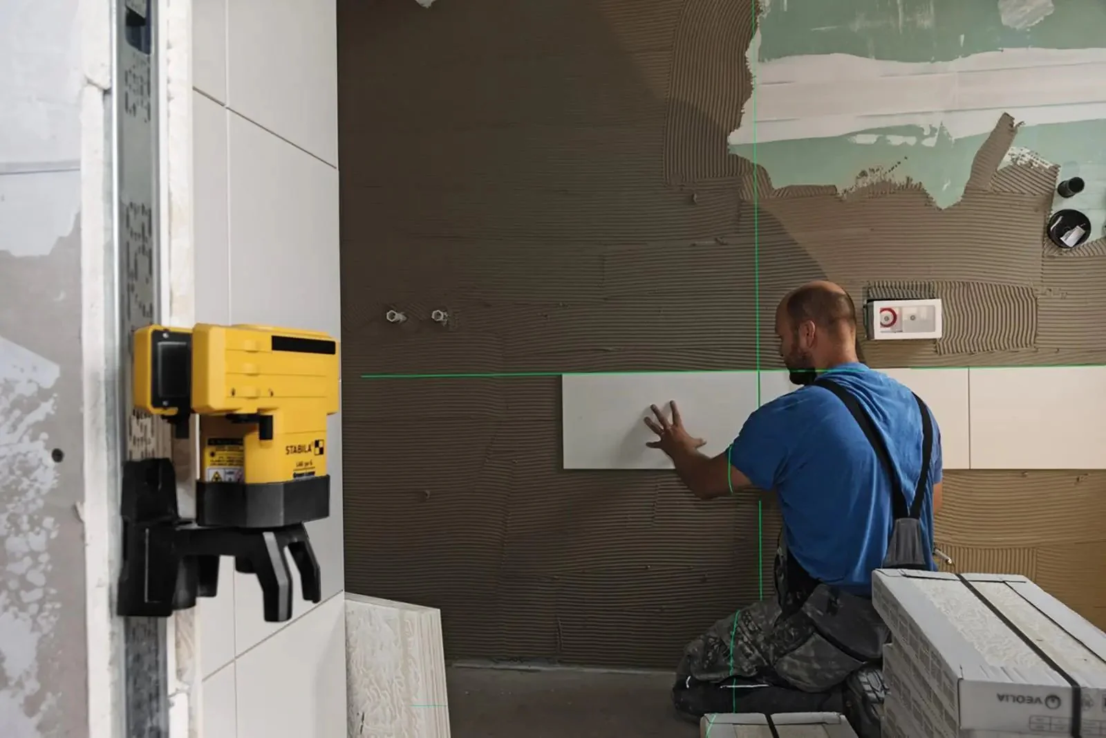 STABILA LAX 50 G Cross Line Laser Level Self Levelling 19110 - Image 11