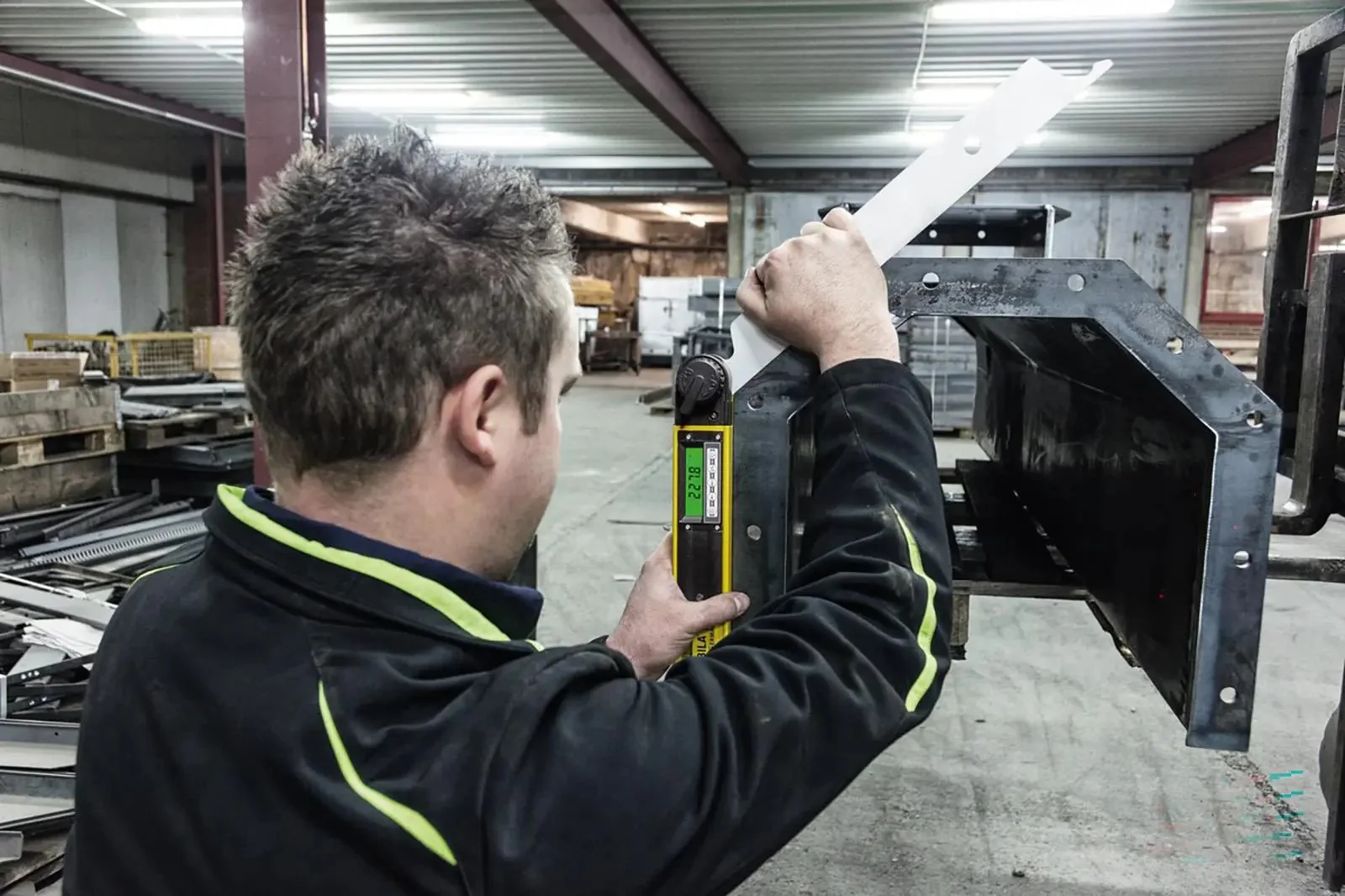STABILA TECH 700 DA Digital Angle Finder - Choose Size - Image 19