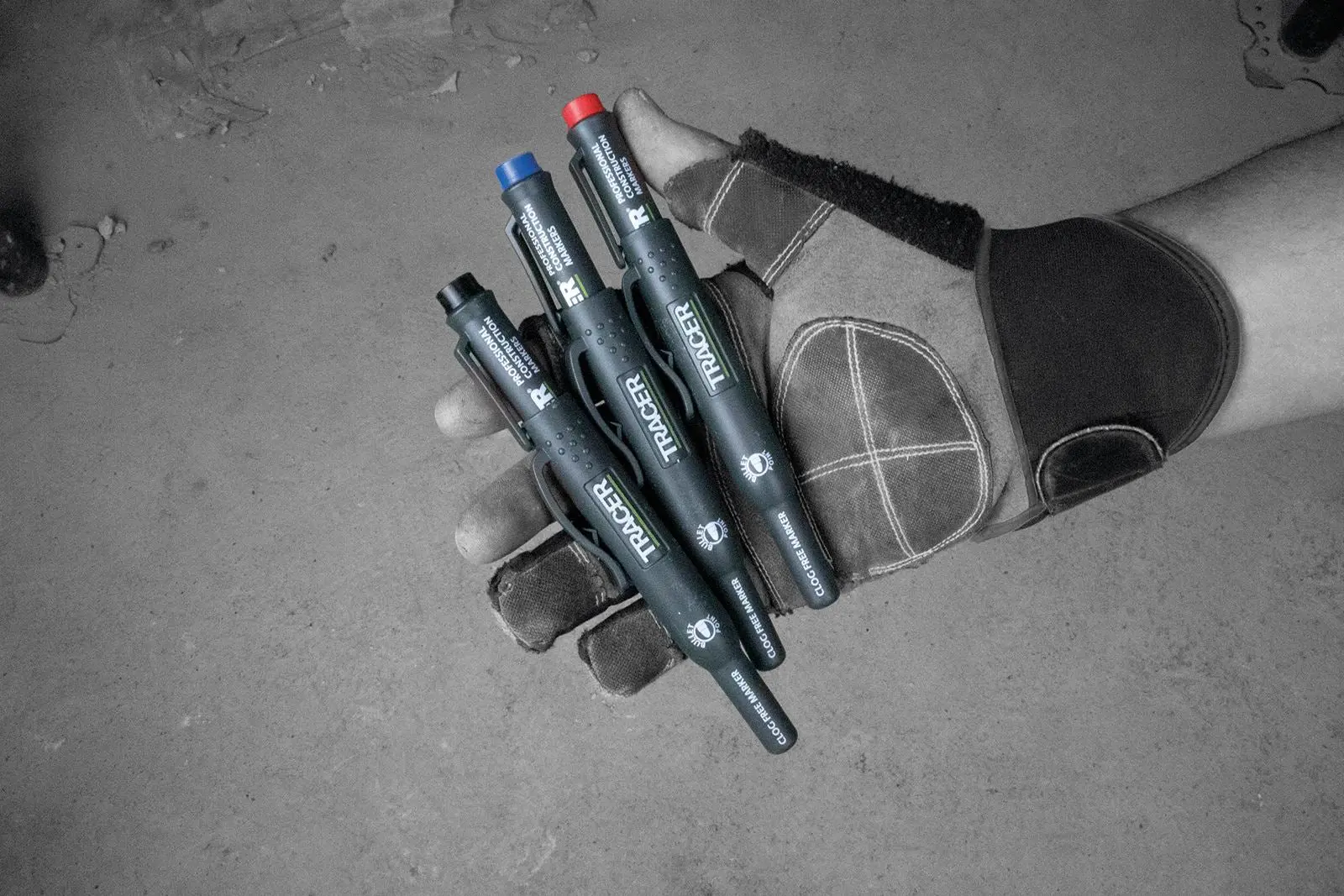 TRACER Clog Free Permanent Marker Kit 3 Piece Pack (Black Blue Red) comes with Site Holsters - Image 4