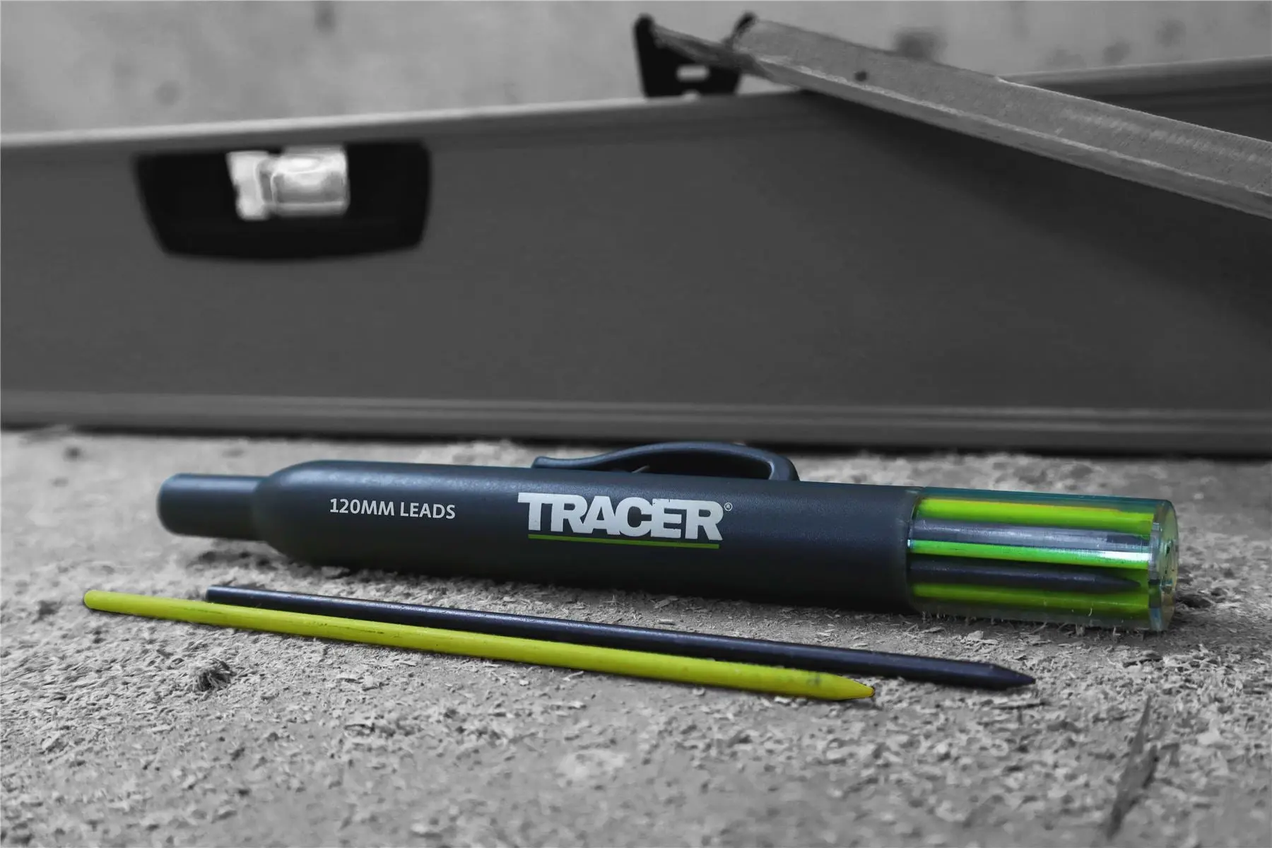 TRACER Deep Hole Pencil Marker with ALH1 6 Replacement Leads with Site Holster - Image 10