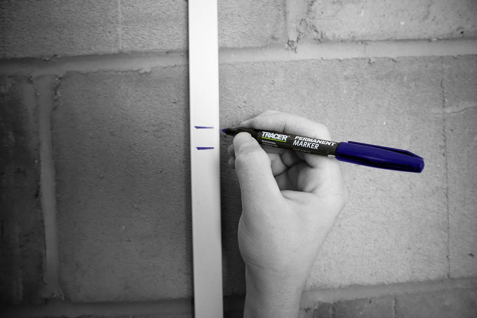 TRACER Permanent Marker Pen Blue 1-2mm Fine Bullet Point - Image 7