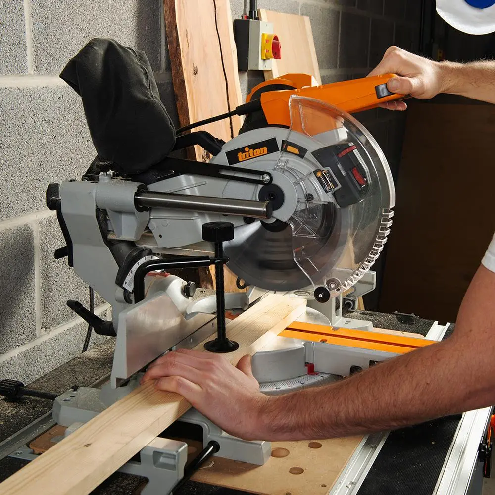 Triton 1800W Sliding Compound Mitre Saw 254mm TCMS254 524891 - Image 6
