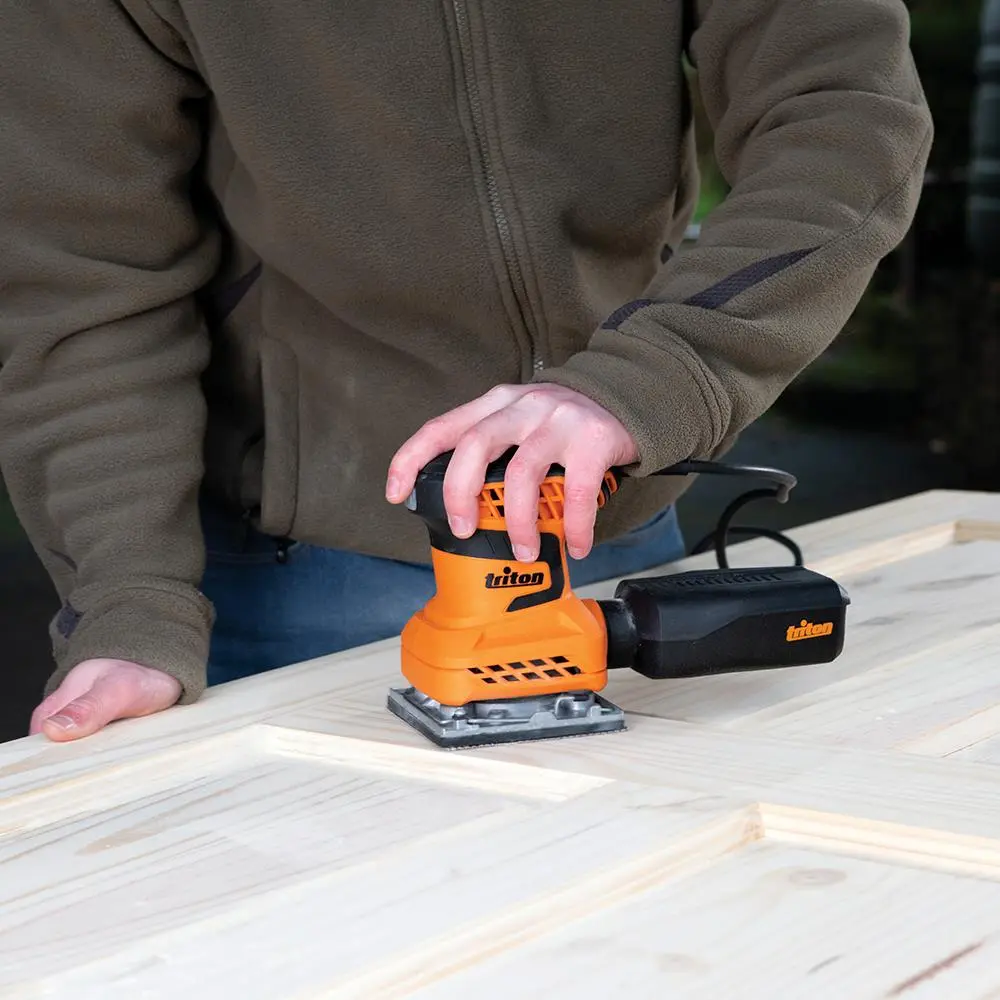 Triton 200W Orbital Palm Sander 1/4 Sheet TQTRSS 389621 - Image 7