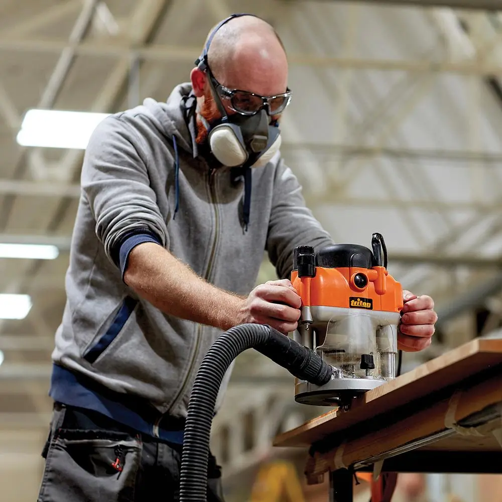 Triton 2400W Dual Mode Precision Plunge Router TRA001 330165 - Image 3