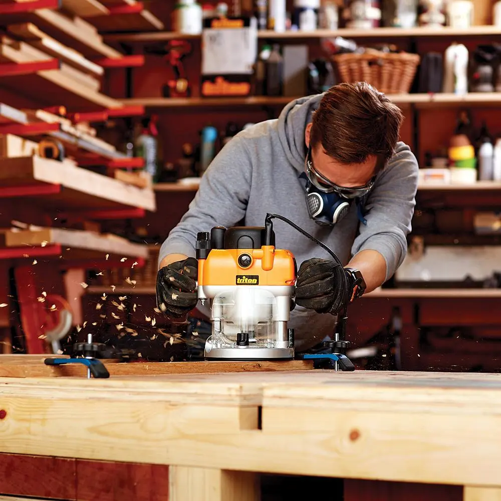 Triton 2400W Dual Mode Precision Plunge Router TRA001 330165 - Image 4