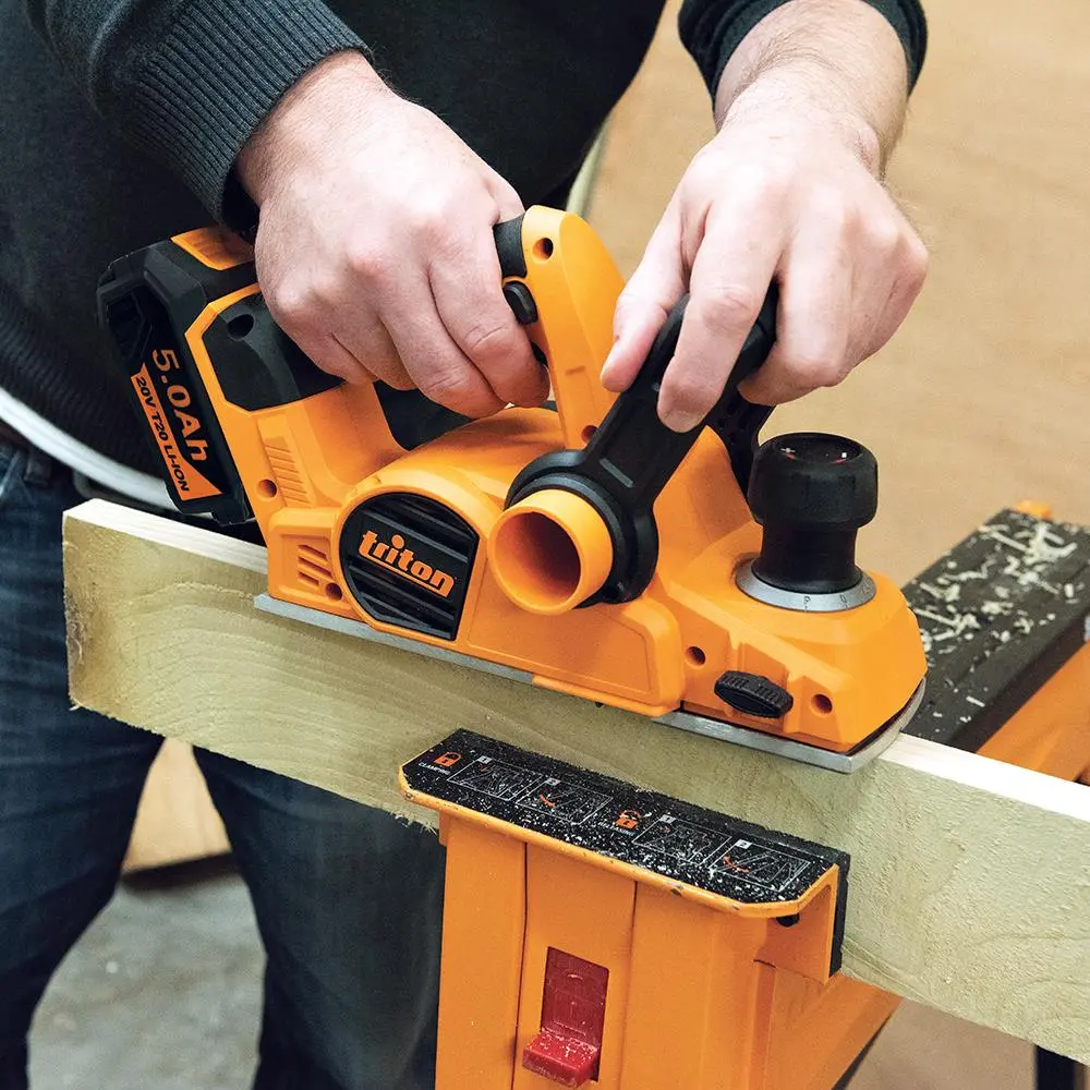 Triton T20 Brushless Planer 82mm 20V T20PLBL 301553 - Image 4