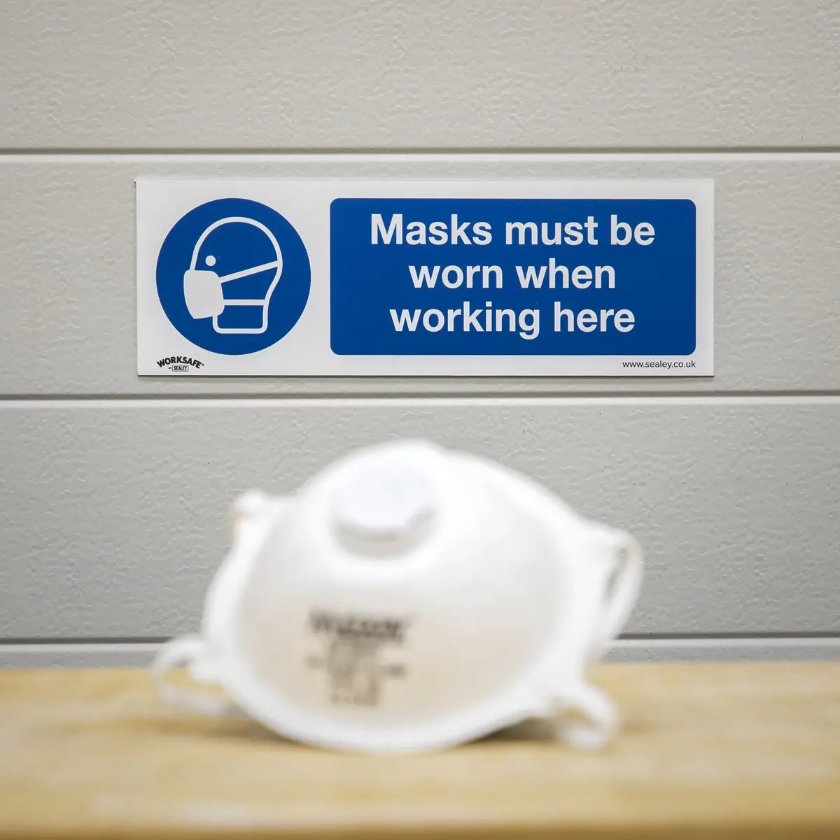 Worksafe by Sealey Mandatory Safety Sign - Masks Must Be Worn - Rigid Plastic - Pack of 10 - Image 2