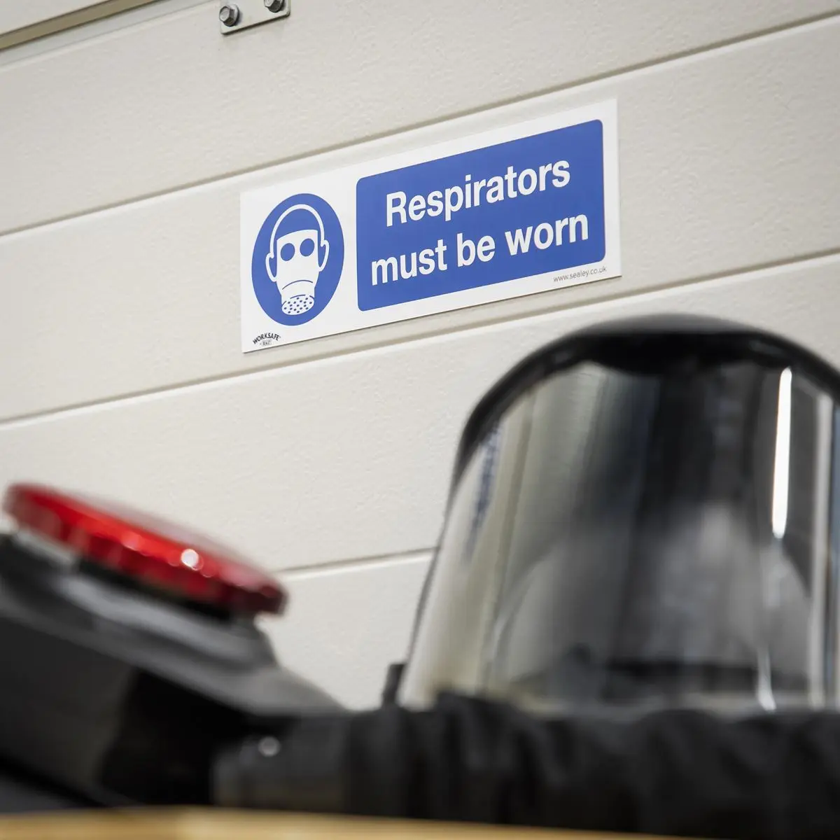 Worksafe by Sealey Mandatory Safety Sign - Respirators Must Be Worn - Self-Adhesive Vinyl - Image 5