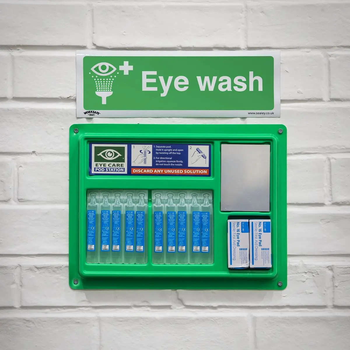 Worksafe by Sealey Safe Conditions Safety Sign - Eye Wash - Self-Adhesive Vinyl - Image 2