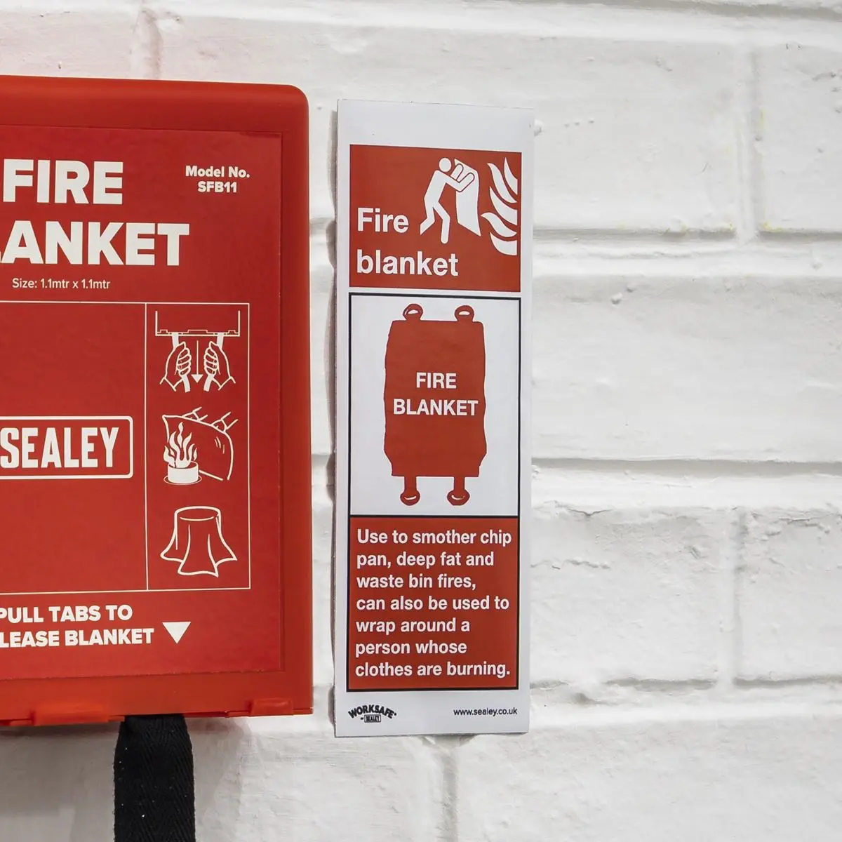Worksafe by Sealey Safe Conditions Safety Sign - Fire Blanket - Self-Adhesive Vinyl - Image 6