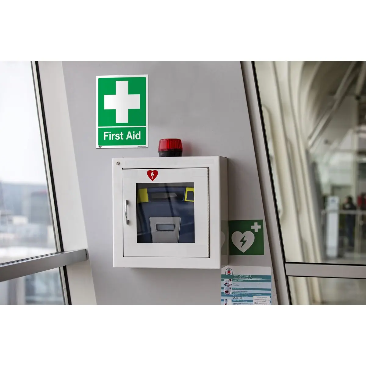 Worksafe by Sealey Safety Sign - First Aid - Self-Adhesive Vinyl - Image 2