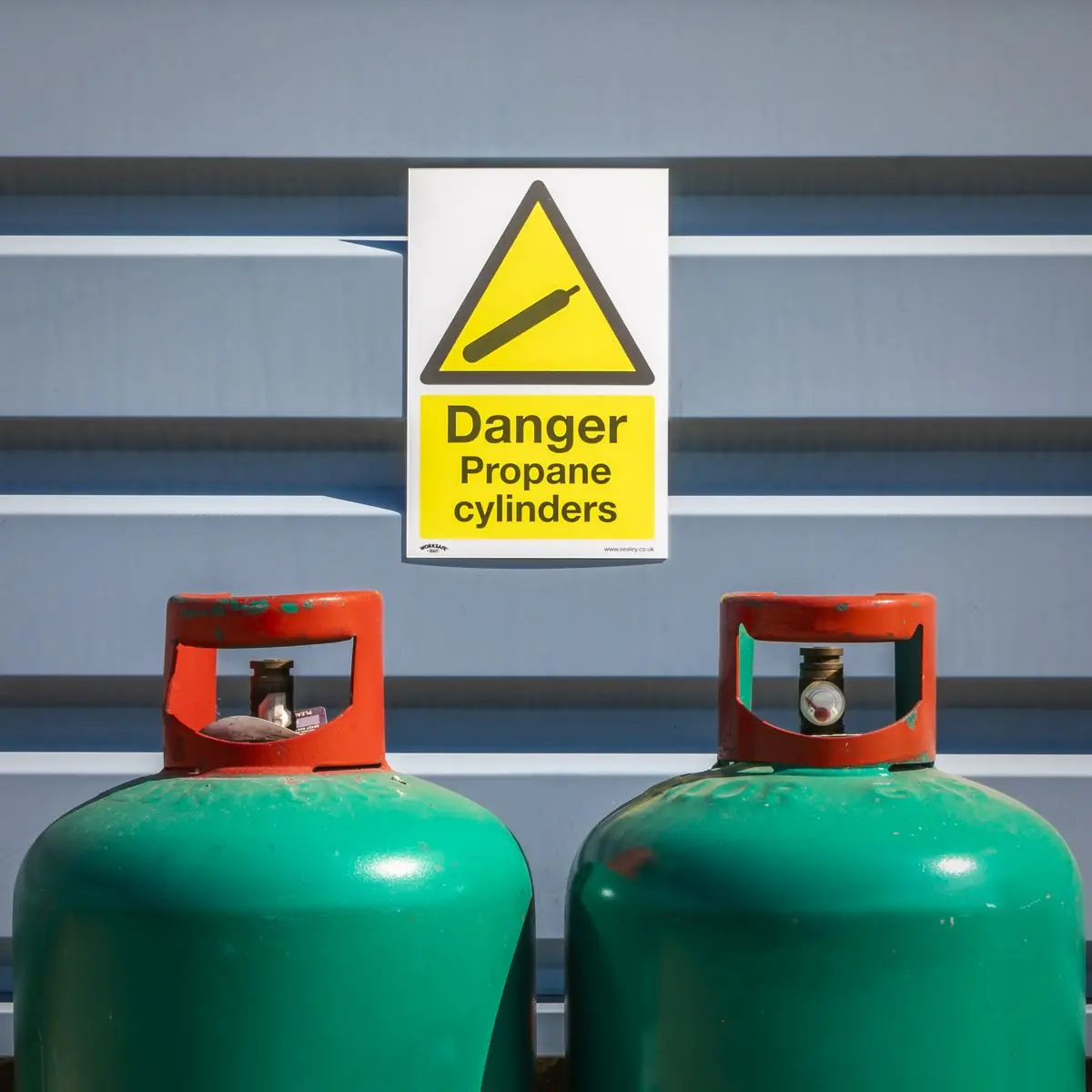 Worksafe by Sealey Warning Safety Sign - Danger Propane Cylinders - Self-Adhesive Vinyl - Image 2