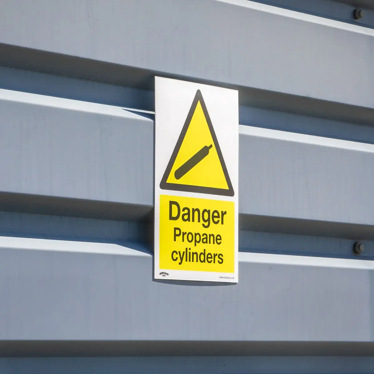 Worksafe by Sealey Warning Safety Sign - Danger Propane Cylinders - Self-Adhesive Vinyl - Image 6
