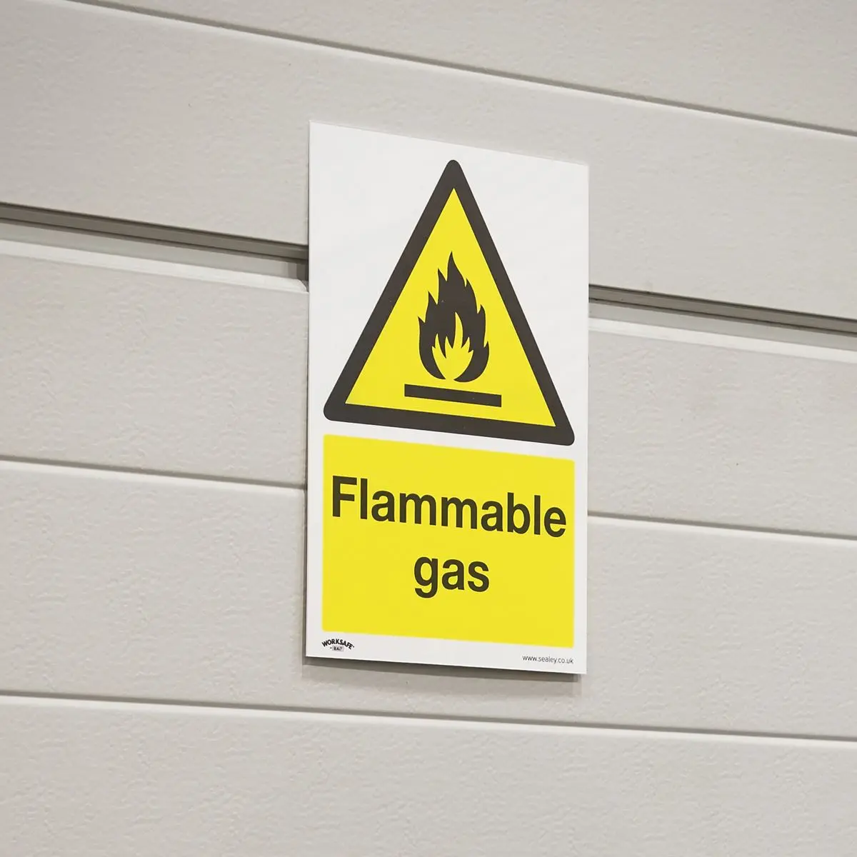 Worksafe by Sealey Warning Safety Sign - Flammable Gas - Self-Adhesive Vinyl - Image 7